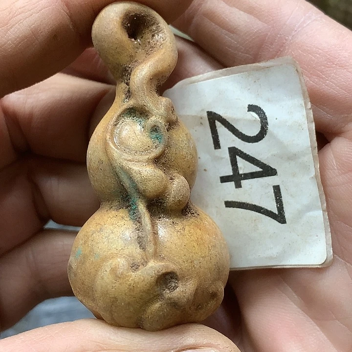 未镶嵌和田玉挂件