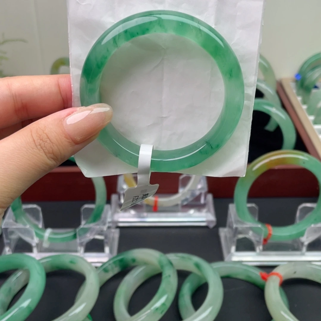 石英质玉（非洲翠）未镶嵌手镯2-51.2