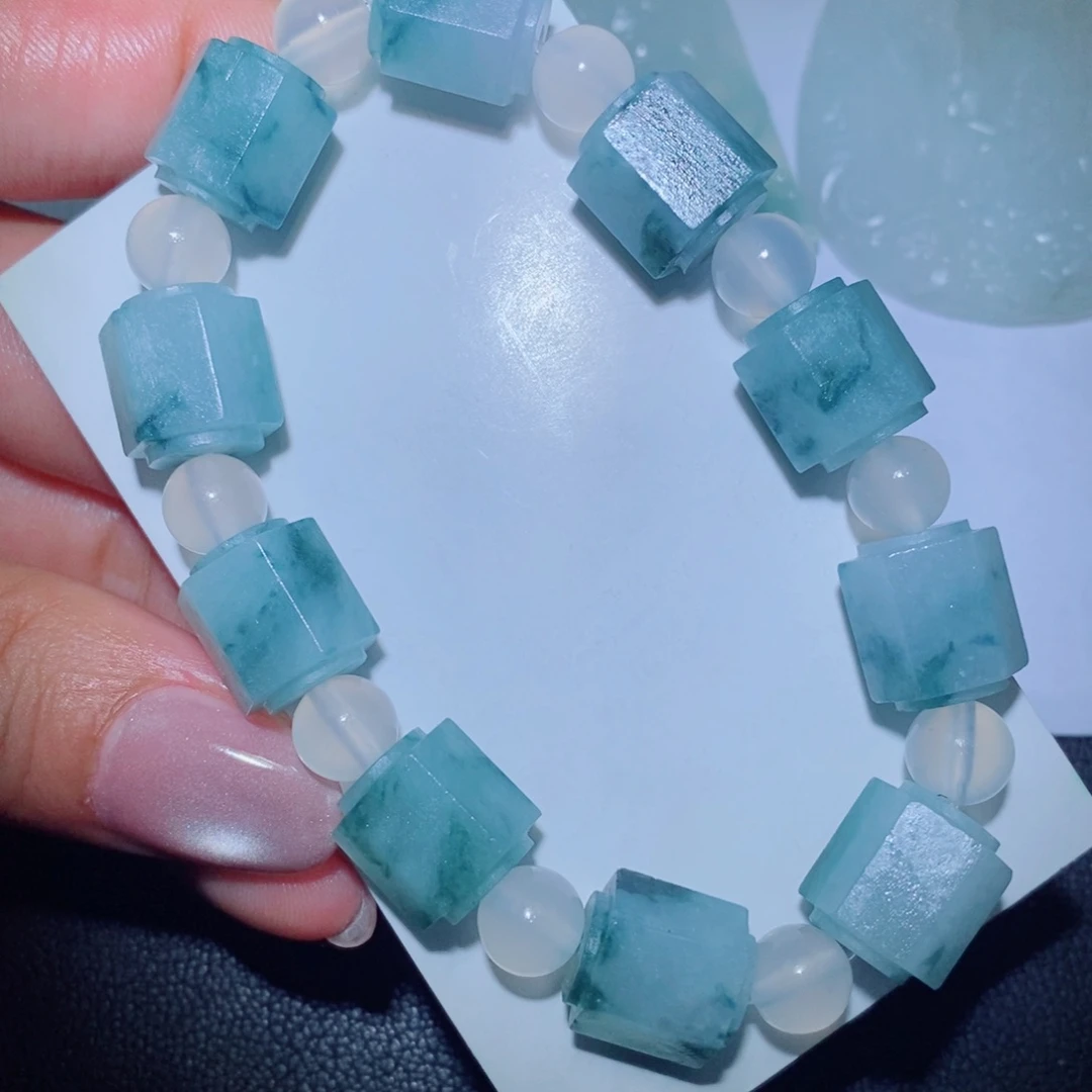 定制翡翠未镶嵌吊坠