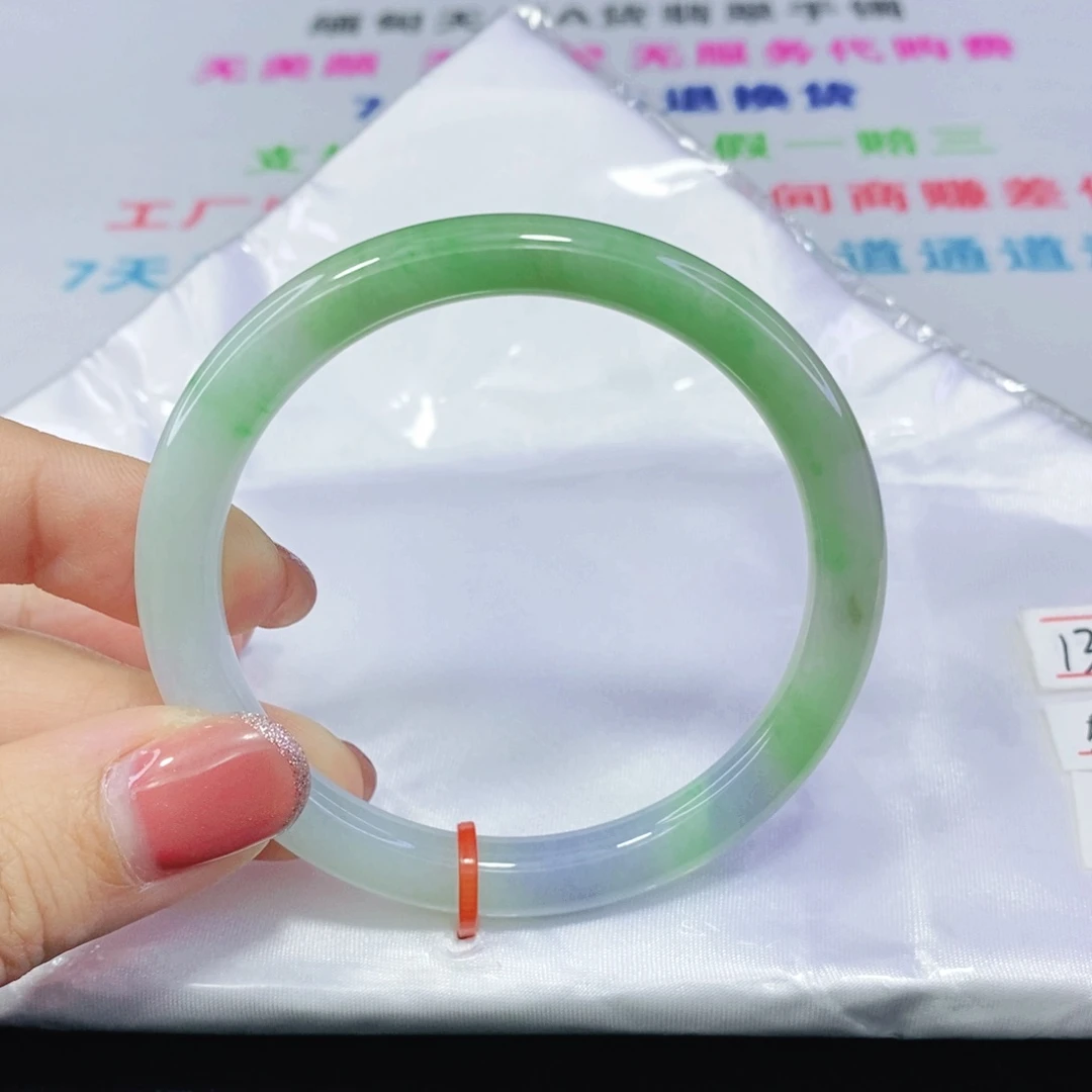 未镶嵌手镯（圆镯）翡翠5455圈