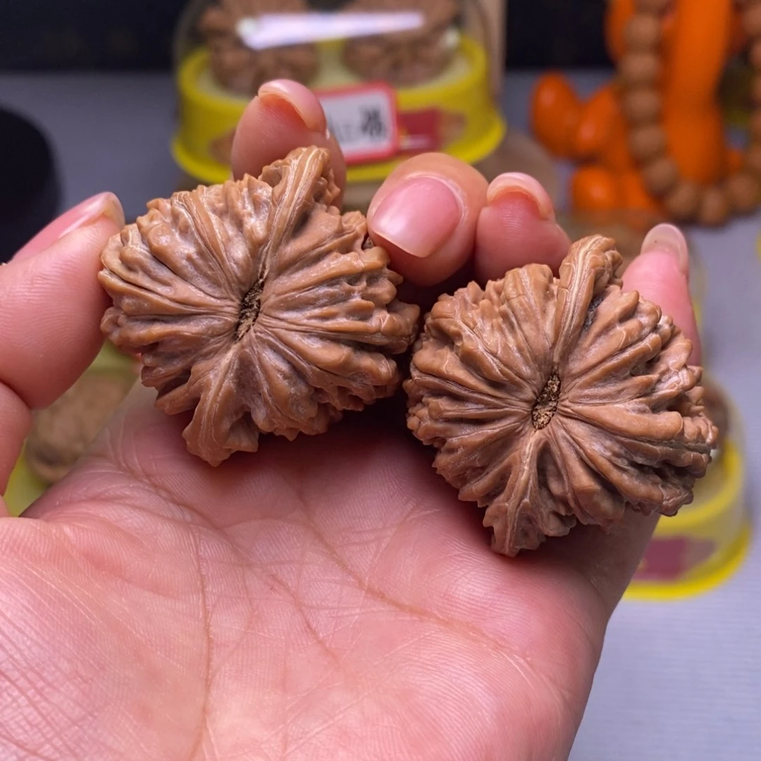 把件文玩核桃011四座楼43尺全品