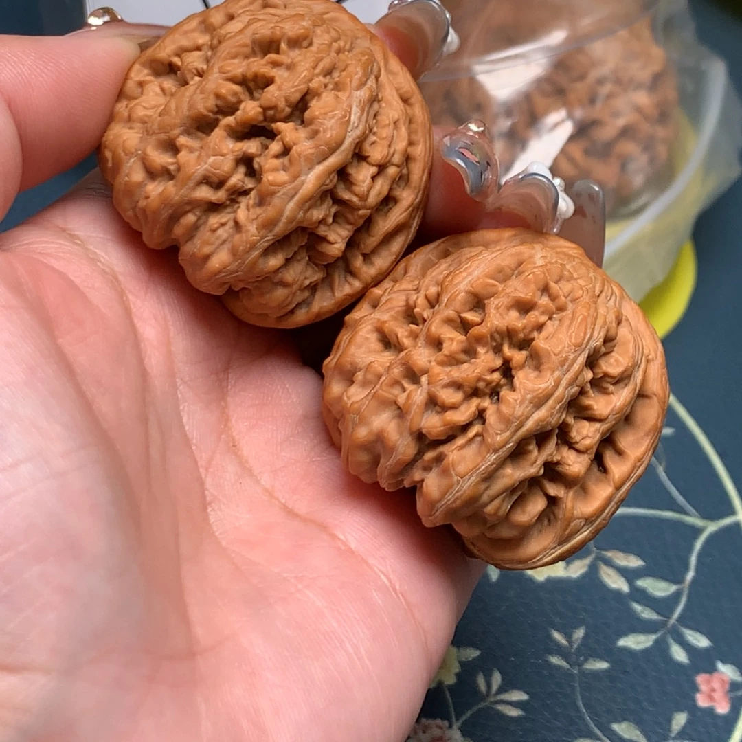 文玩核桃把件39-18507-8