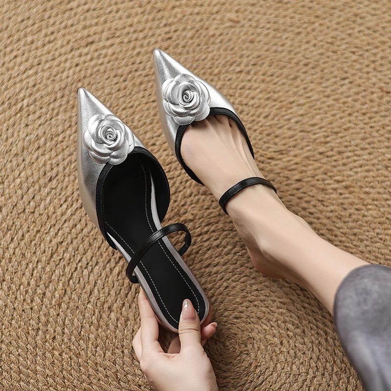 3cm仙女风花朵包头拖鞋银色夏季新款尖头后空一字带凉拖鞋女外穿