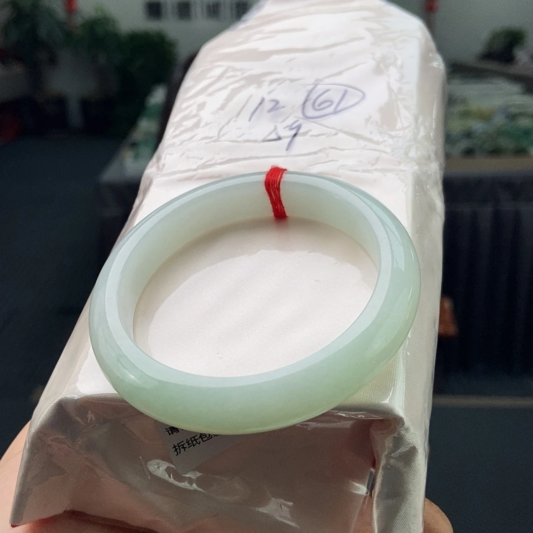 未镶嵌手镯翡翠拍一发一