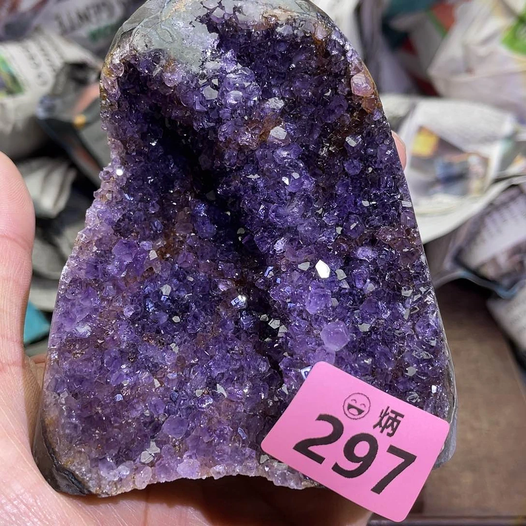 未镶嵌水晶大型摆件（非配饰）