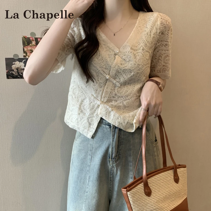 拉夏贝尔新中式V领短袖T恤女2025夏季新款改良蕾丝不规则设计上衣