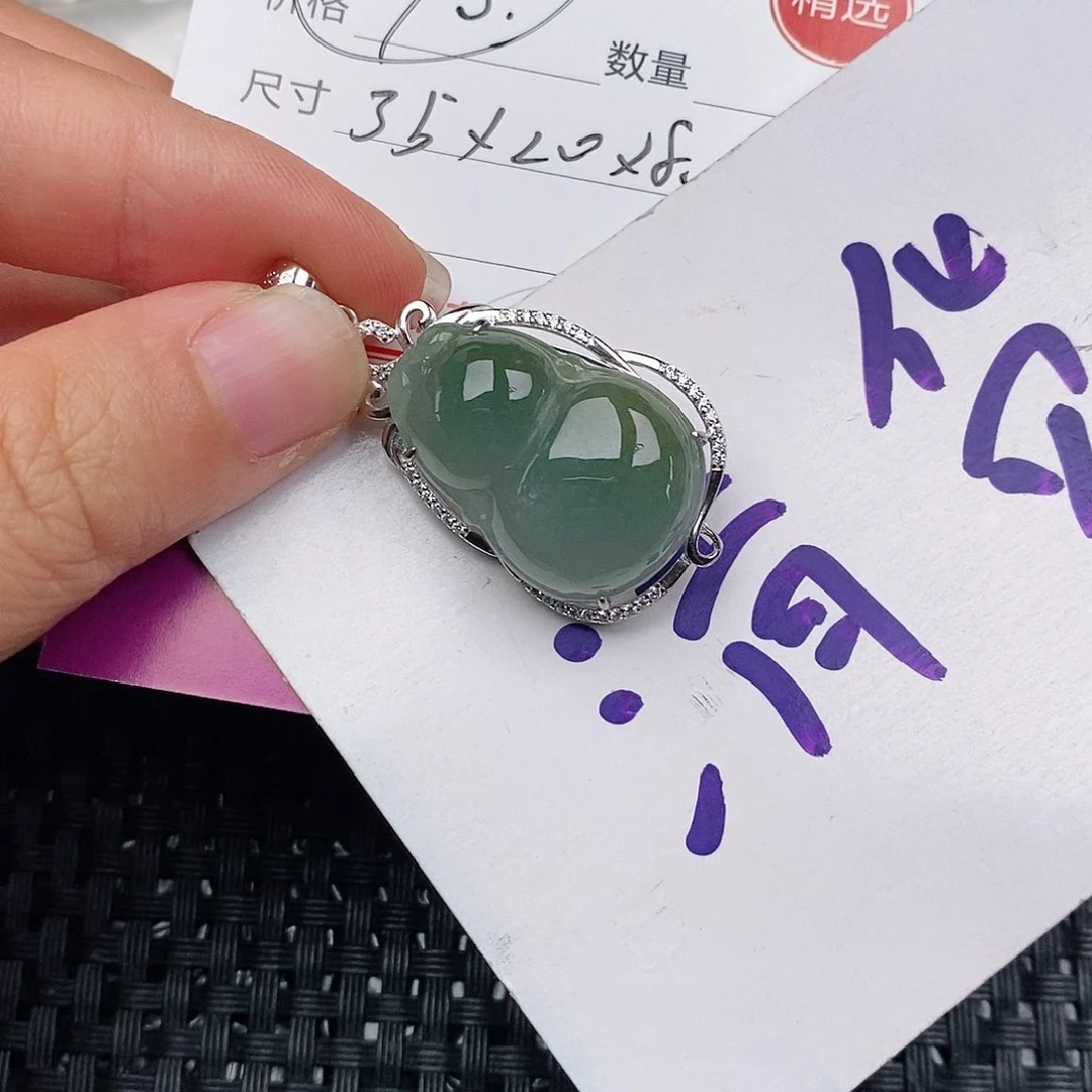 颈饰银S925镶嵌翡翠