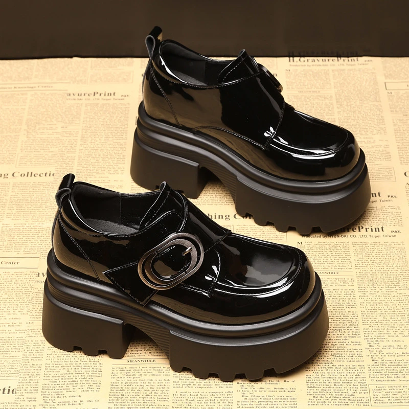 小个子厚底内增高百搭乐福鞋女2025春季新款休闲单鞋学院风小皮鞋