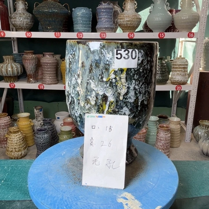 景德镇陶瓷花盆花器530