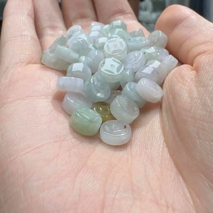 未镶嵌挂件翡翠福利10个，不包邮，拍一单邮费发货