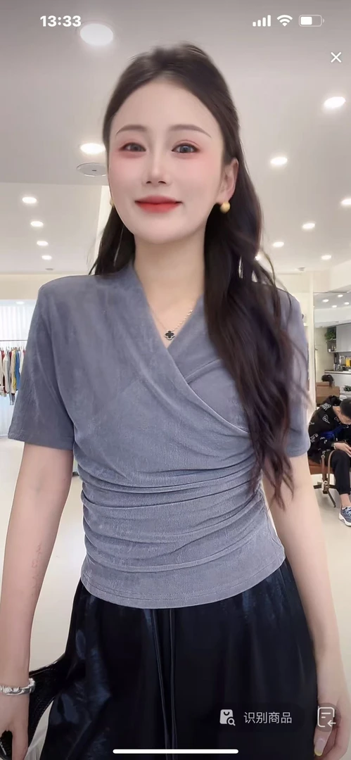 可爱推荐【实体品质】6156小众交叉V领短袖T恤女夏气质收腰短款上衣