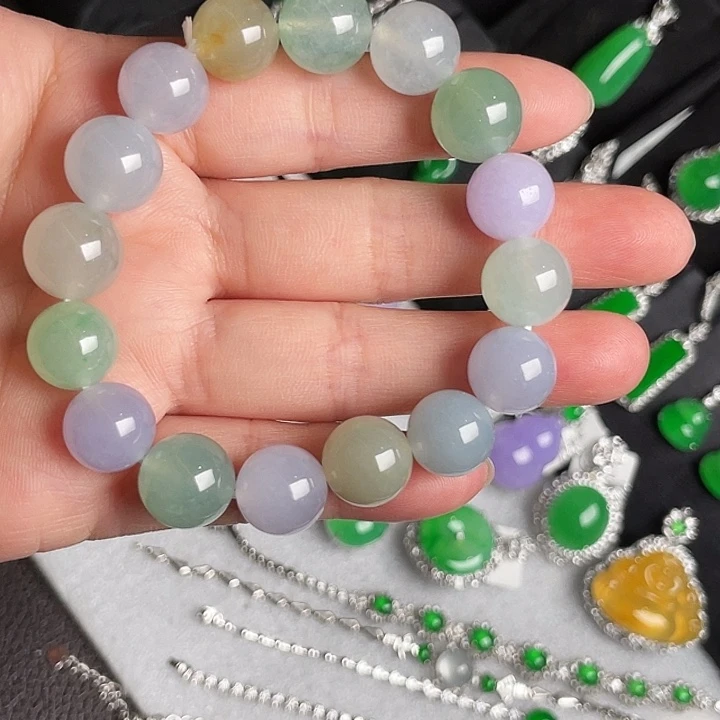 翡翠18K金镶嵌颈饰手串