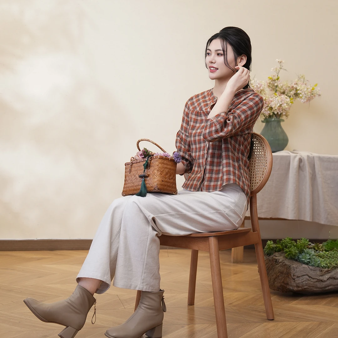 布符2025夏亚麻色织格子衬衫女复古七分袖开口领通勤上衣MXBX11