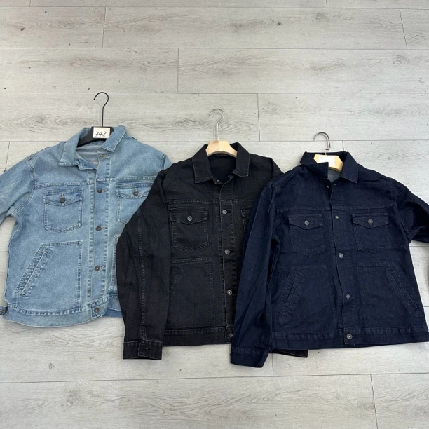 情侣款休闲百搭简约牛仔外套44A101