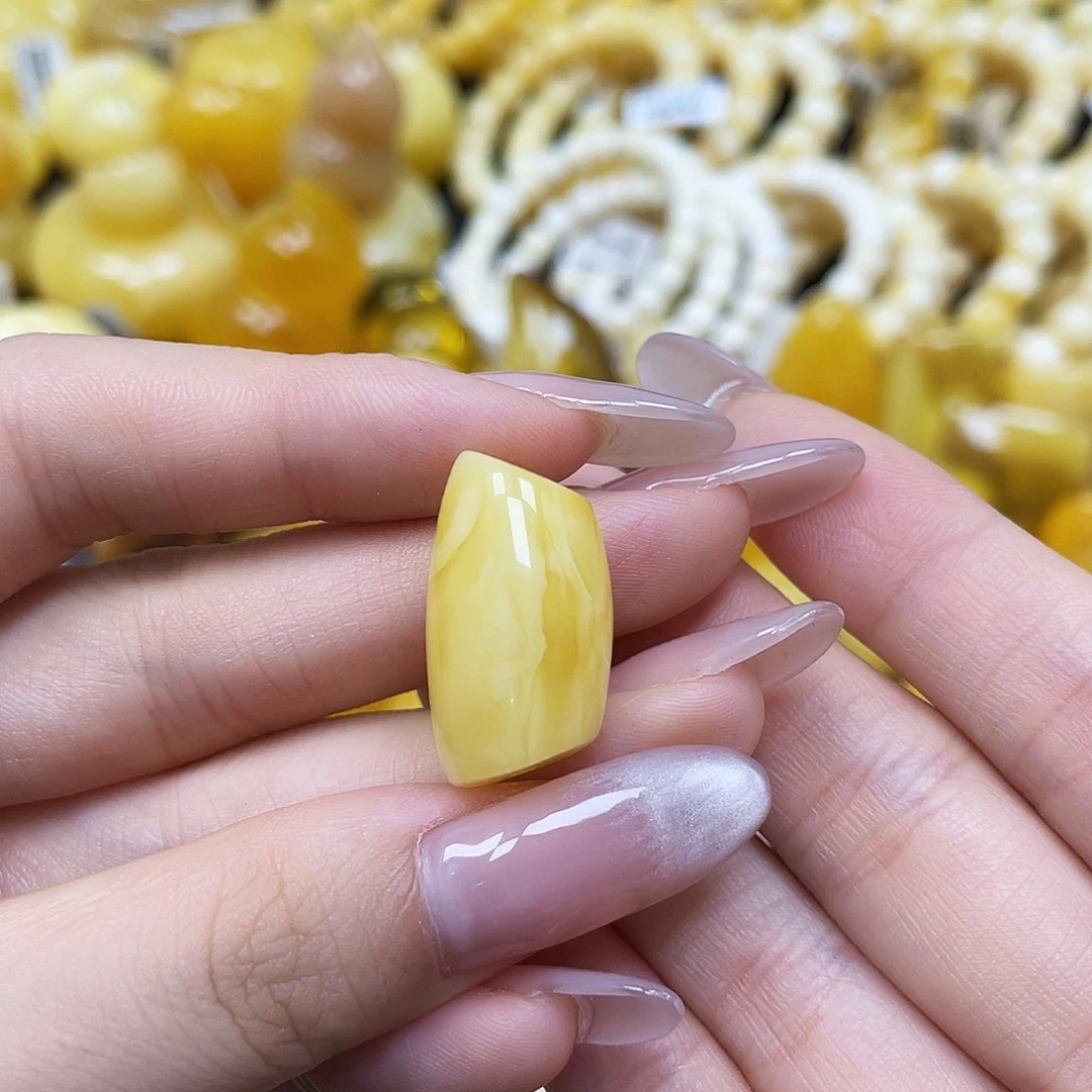 蜜蜡未镶嵌裸石沁色马蹄珠12.5✖️23.7mm