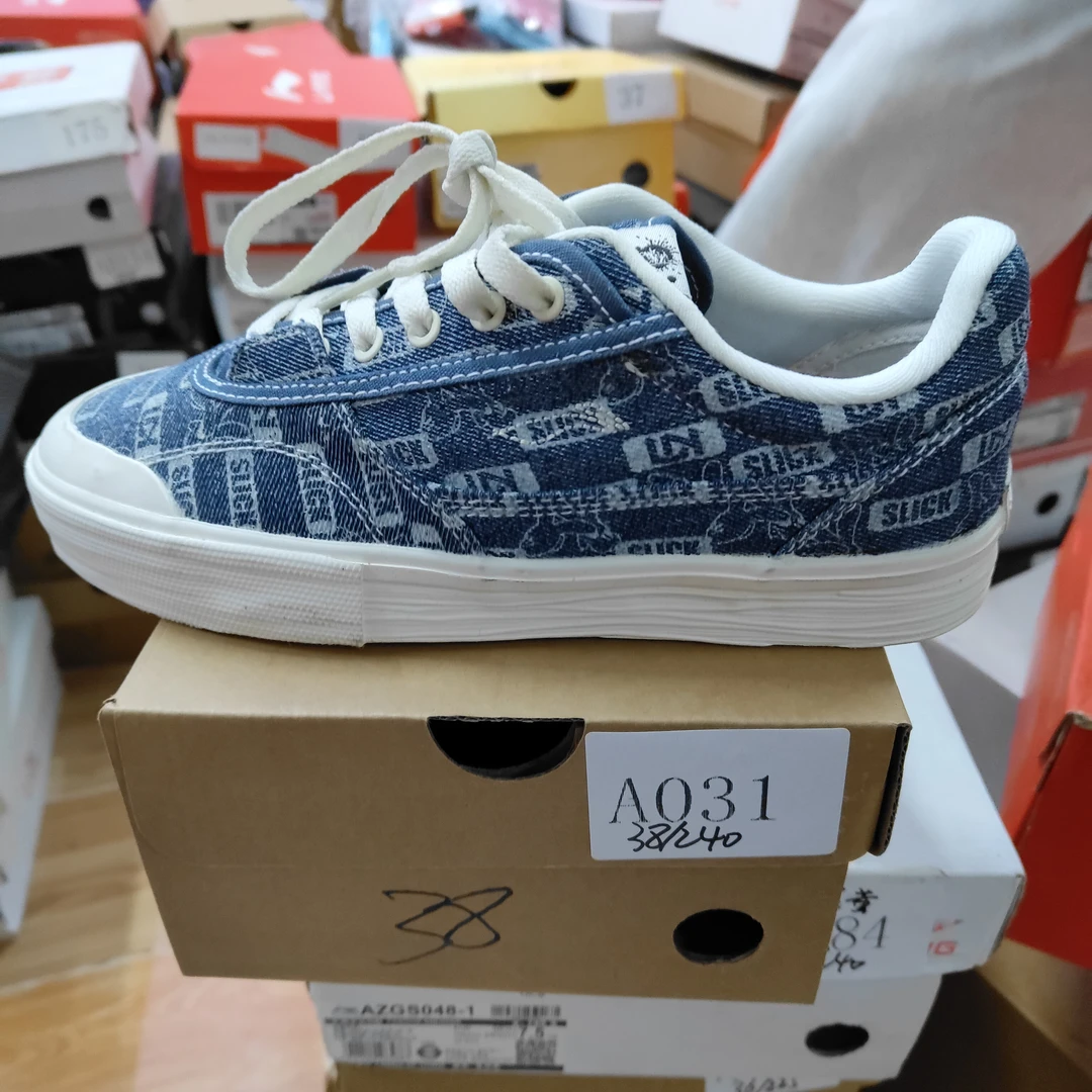 李宁孤货-运动鞋-A031