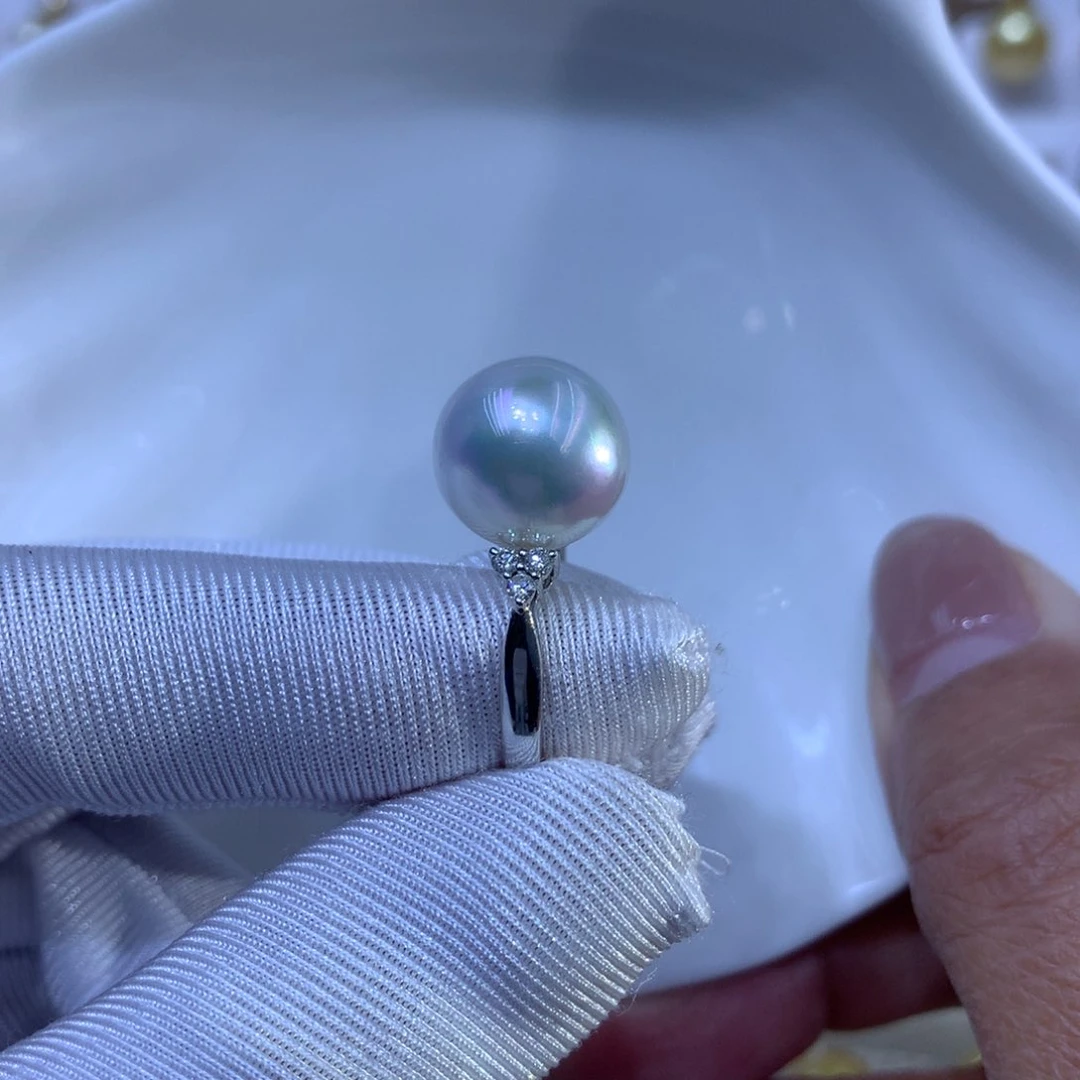 海水珍珠戒指18K金镶嵌澳白