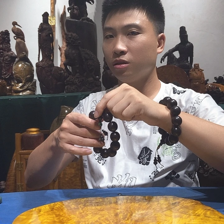 金丝楠知**生金丝南木