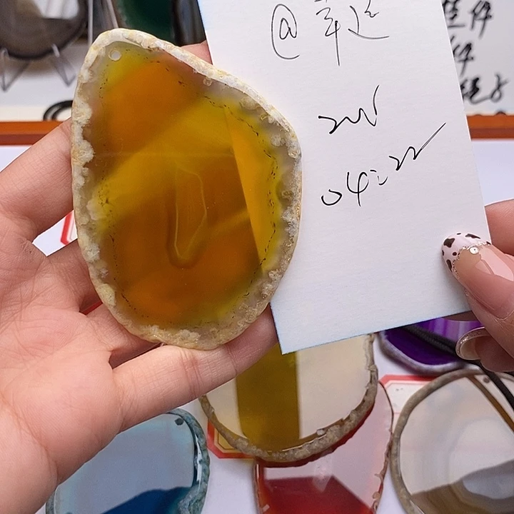 @***$玛瑙/玉髓未镶嵌颈饰