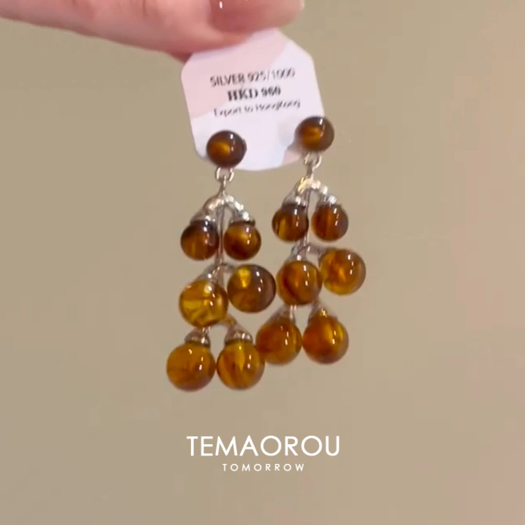铜合金耳饰 复古琥珀色葡萄串流苏耳环女秋冬高级感耳钉耳饰耳坠