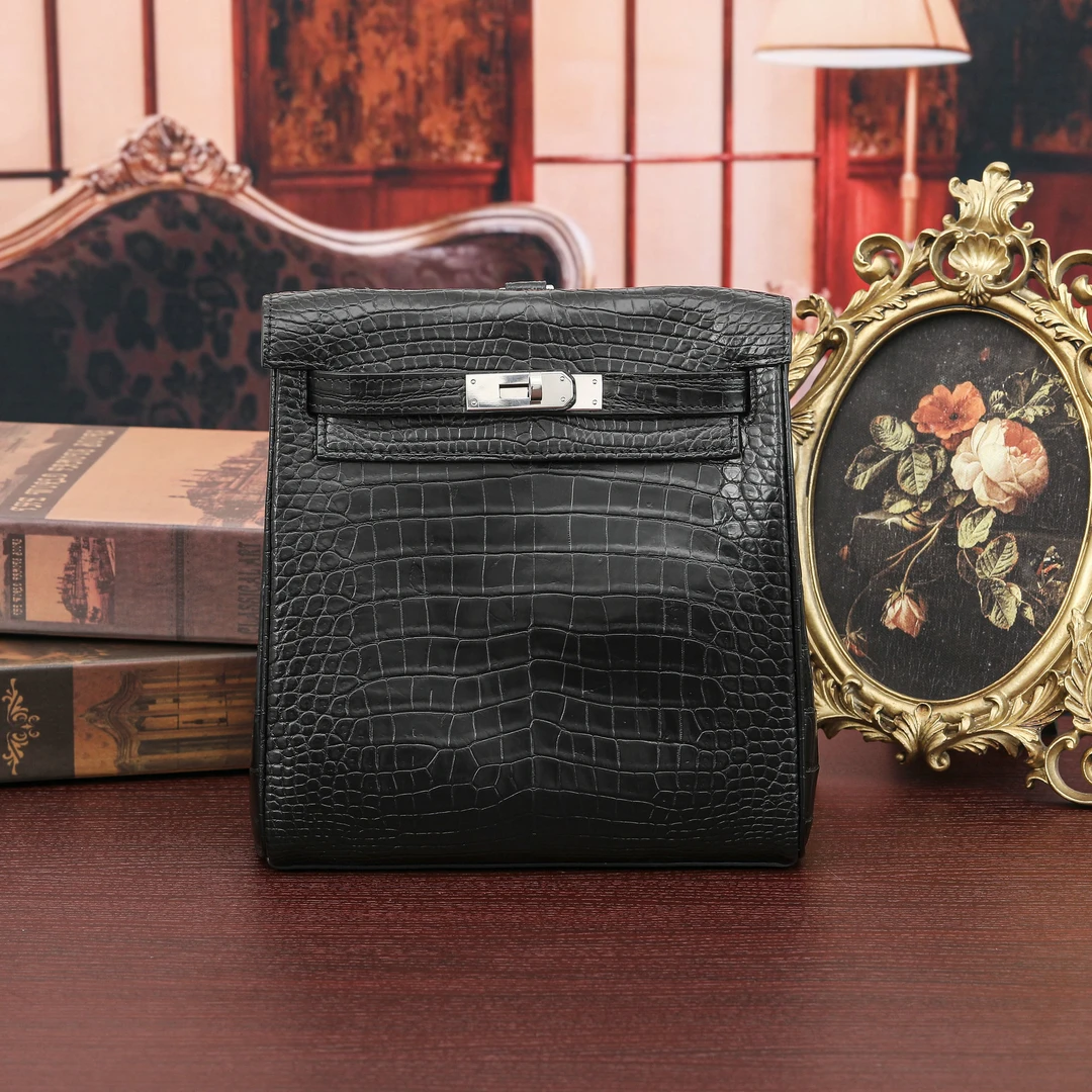 暹罗鳄鱼皮女士双肩包轻奢百搭小背包女大容量真皮女包时尚新款