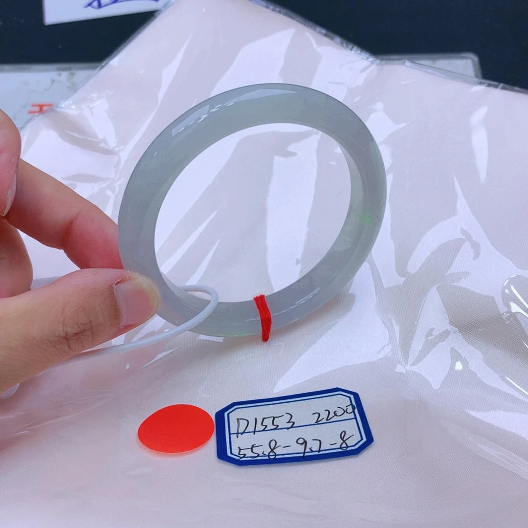 未镶嵌手镯翡翠翡翠