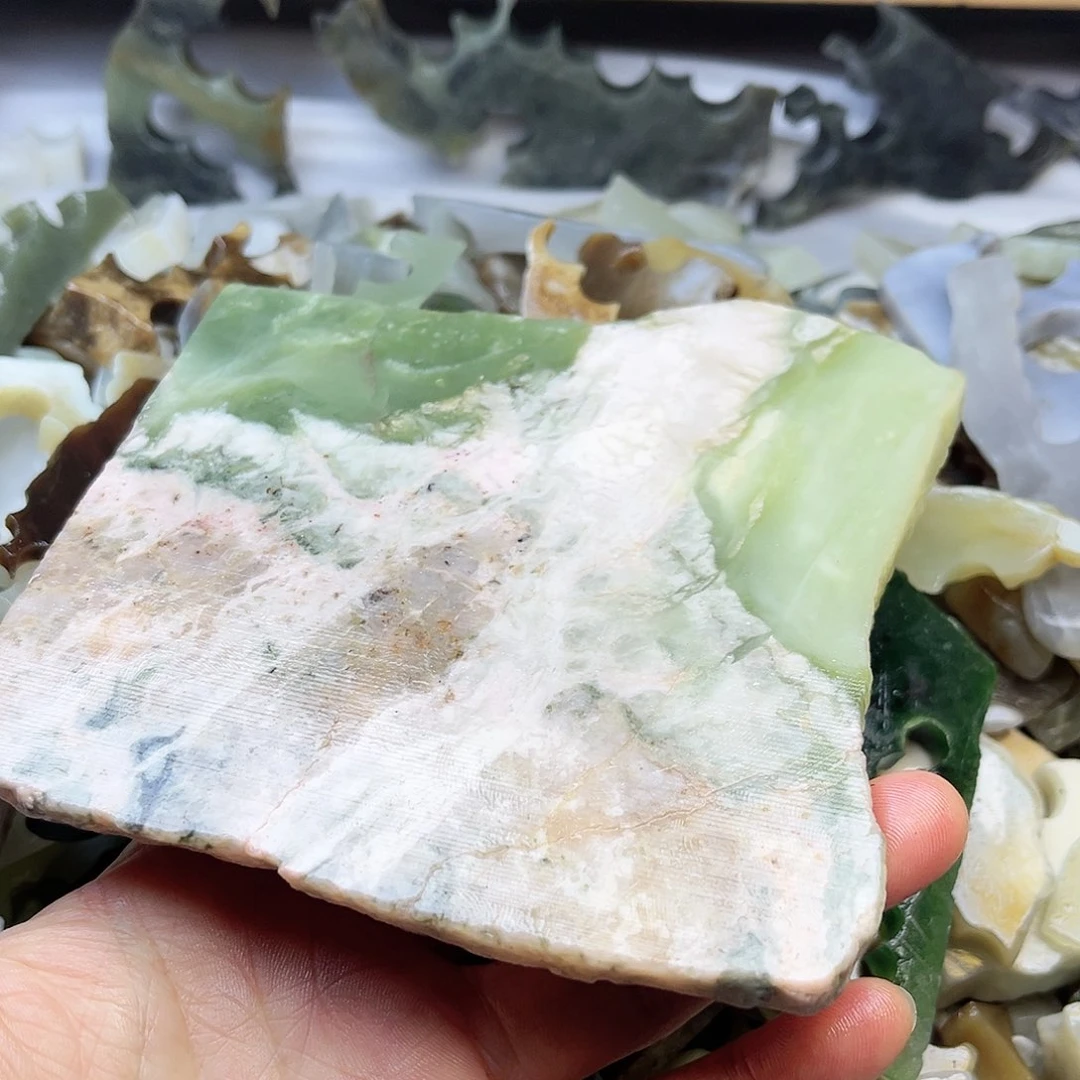 未镶嵌和田玉（糖玉）珠宝奇石