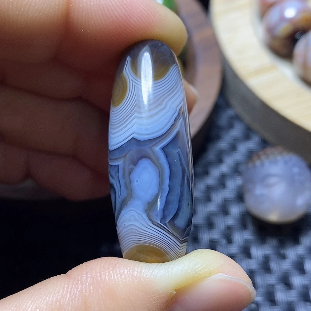 养***？玛瑙/玉髓未镶嵌颈饰