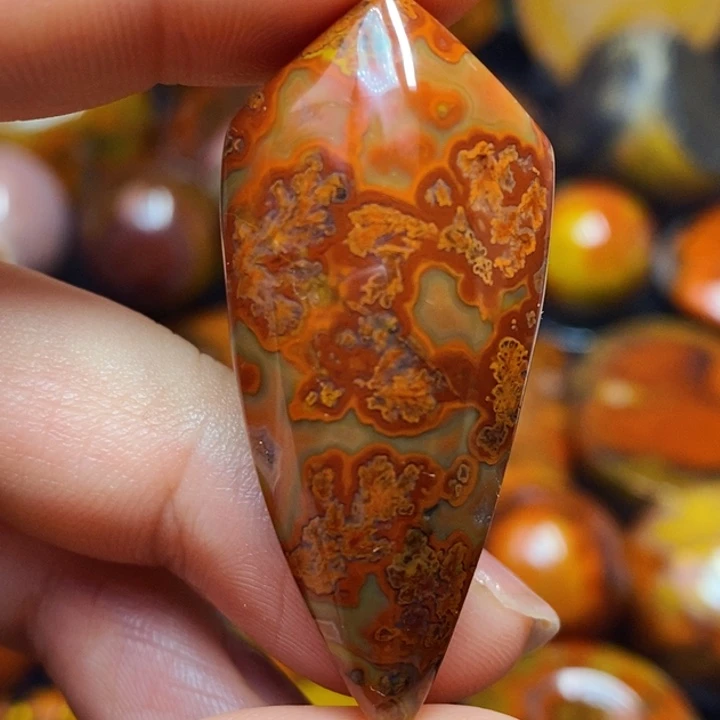 玛瑙/玉髓未镶嵌颈饰