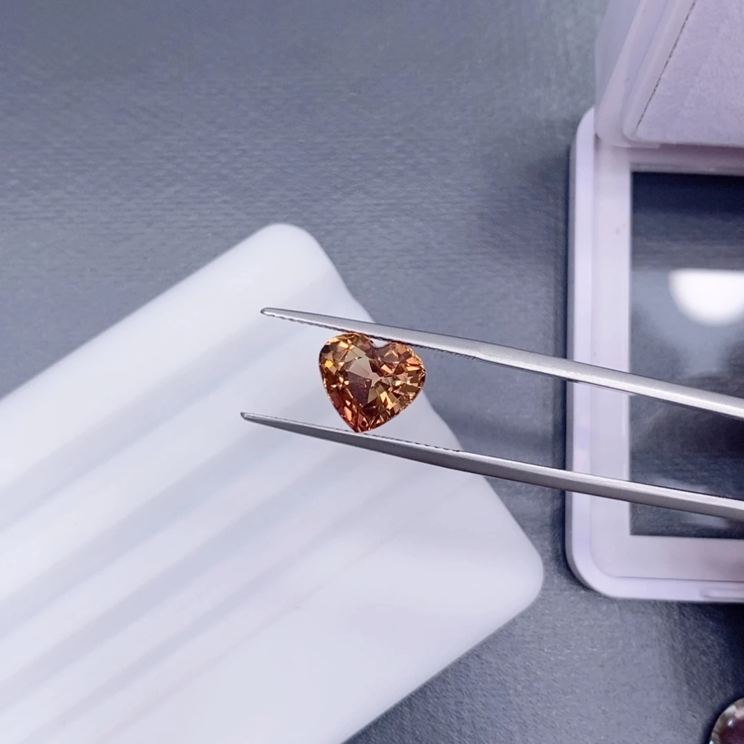 裸石未镶嵌碧玺3.68克拉