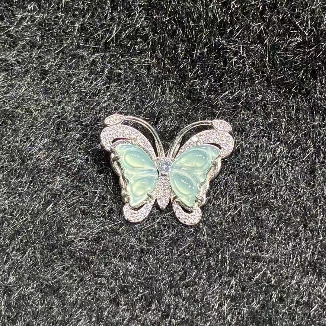 Y098翡翠精致百搭蝴蝶吊坠时尚项链