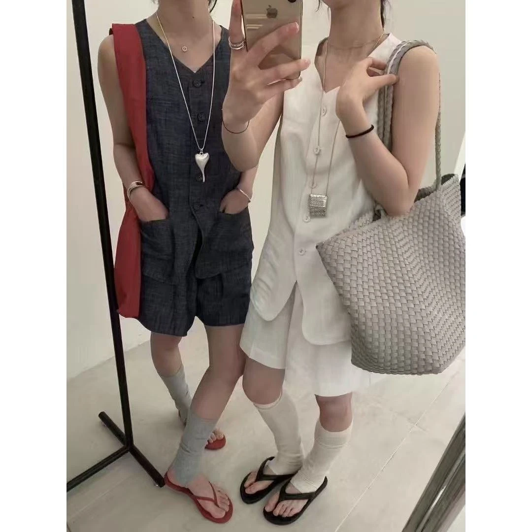 V037#里奈#(两件套)绝了!这一套我狠狠心动上衣+休闲短裤（福利）