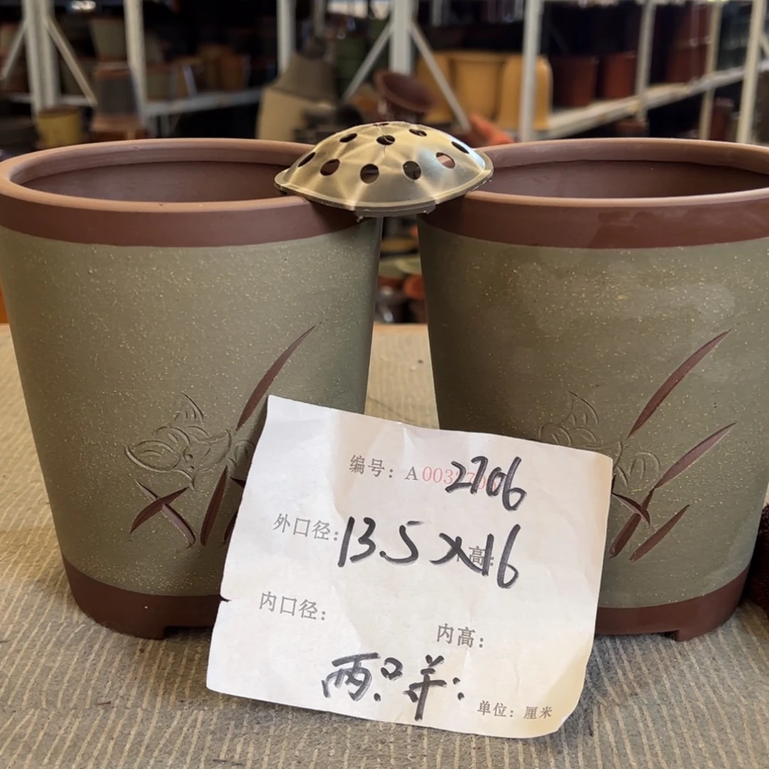 紫砂花盆紫砂花盆