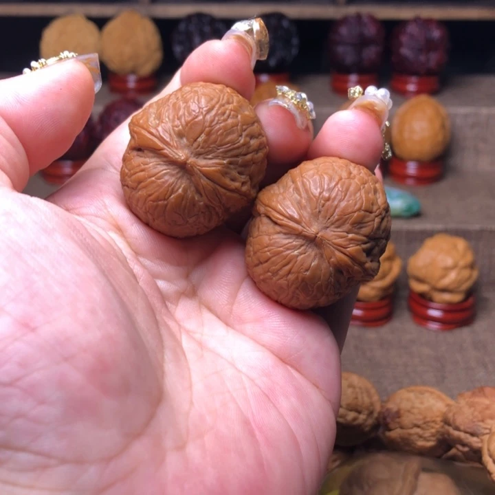 把件橄榄核35铁锤妹妹36