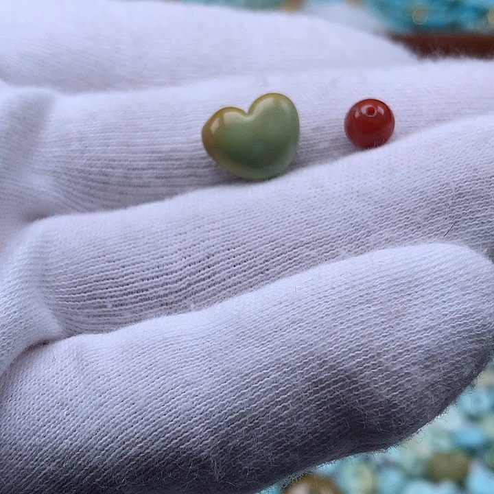 z***g南红玛瑙未镶嵌珠宝奇石