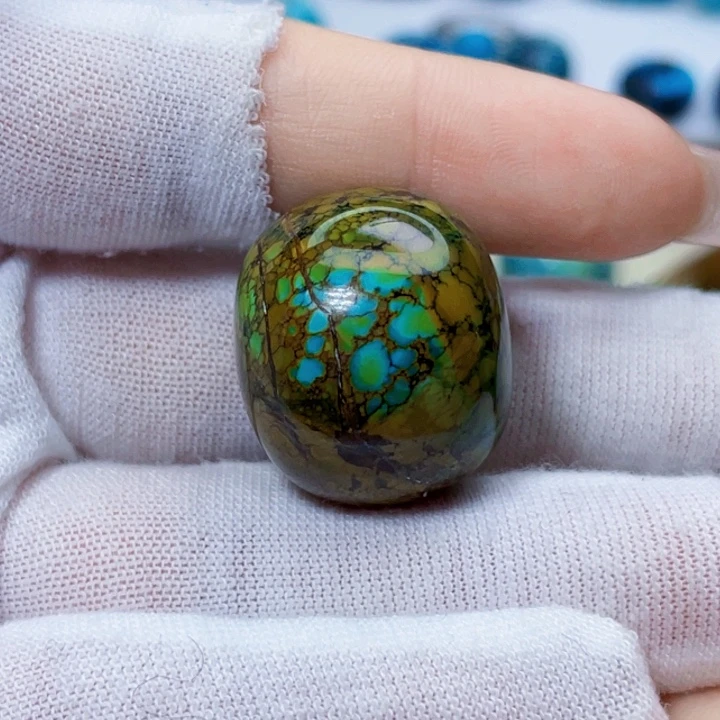 绿松石未镶嵌饰品