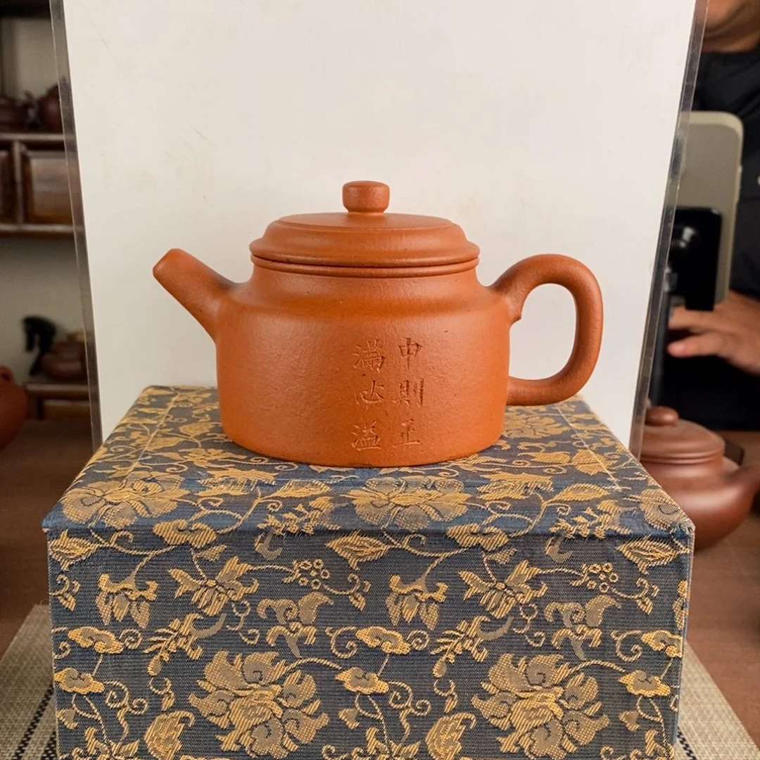 紫砂茶壶宜兴紫砂工艺美术精品