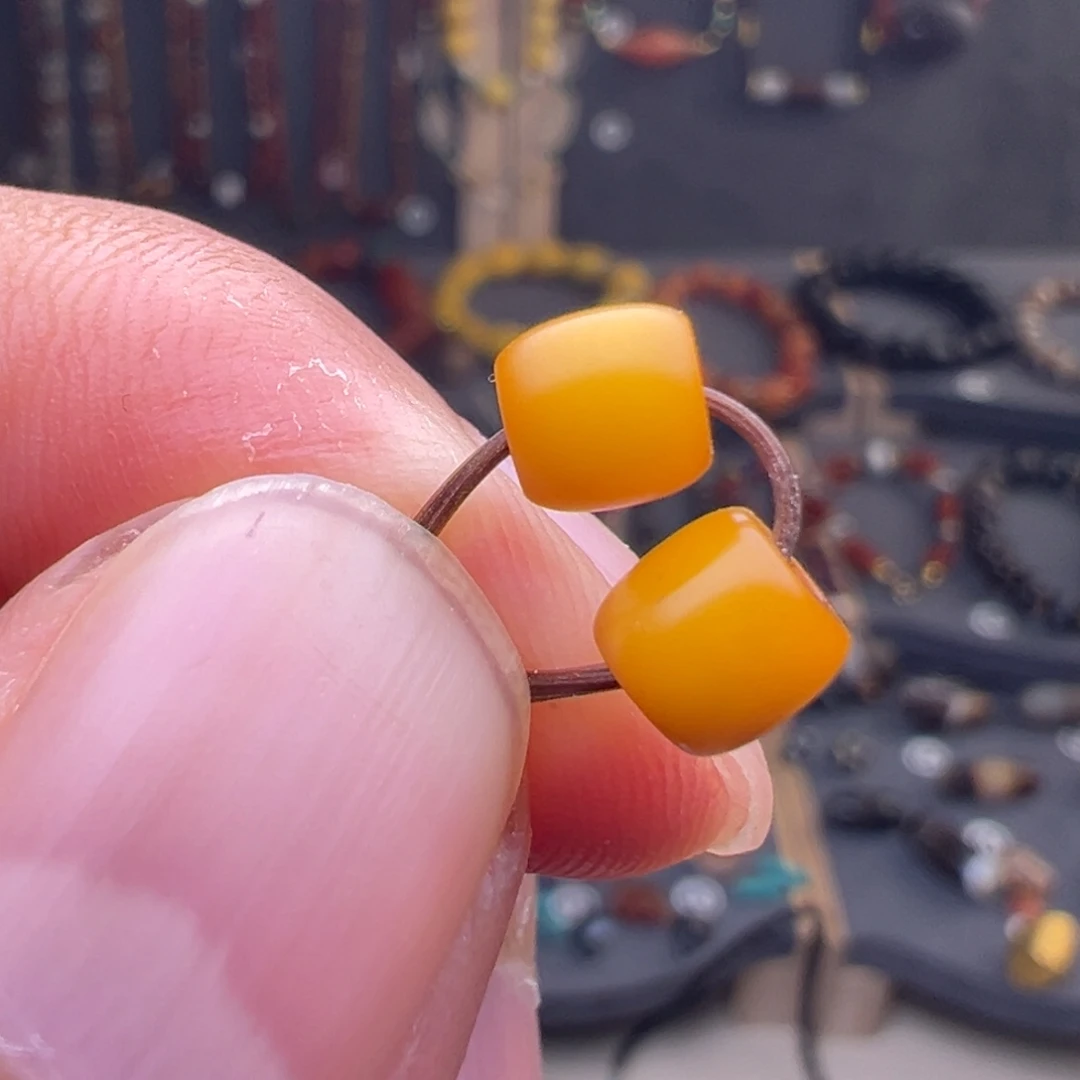 未镶嵌琥珀裸石蜜蜡对珠