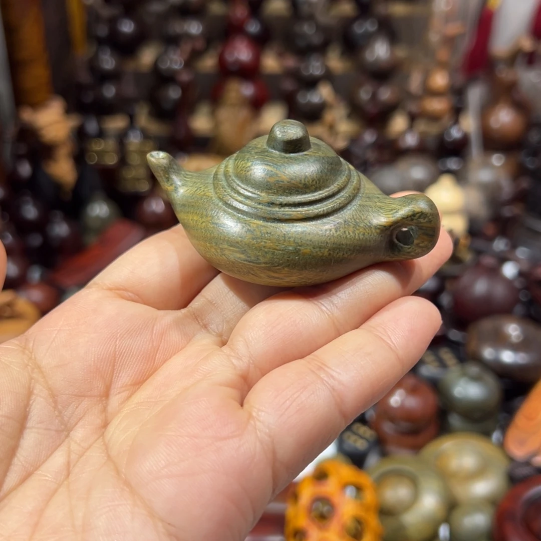 维腊木（绿檀）把把壶把把壶