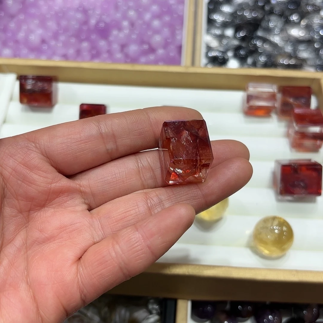 水晶颈饰未镶嵌小***～小团