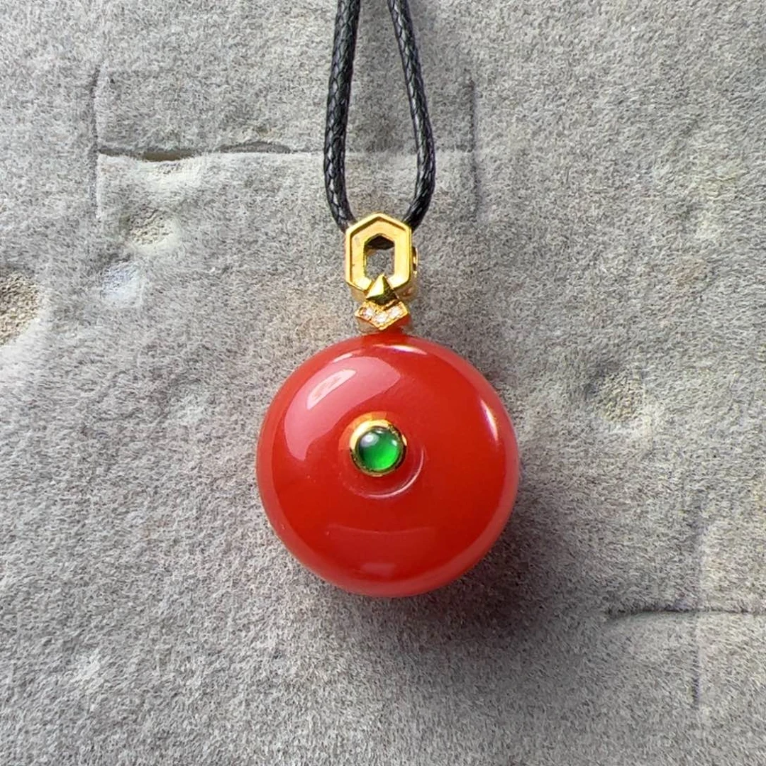 南红玛瑙18K金镶嵌平安扣