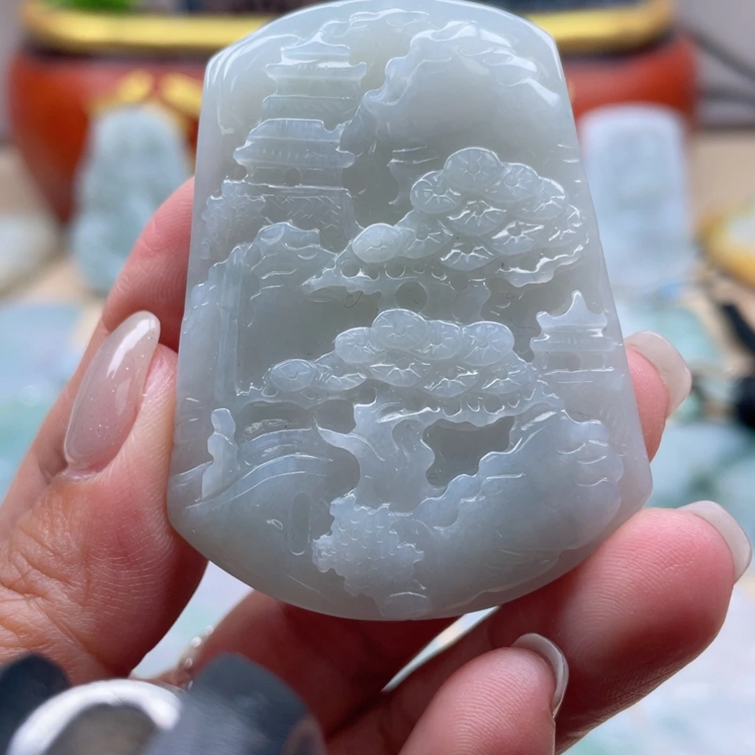 颈饰未镶嵌翡翠山水