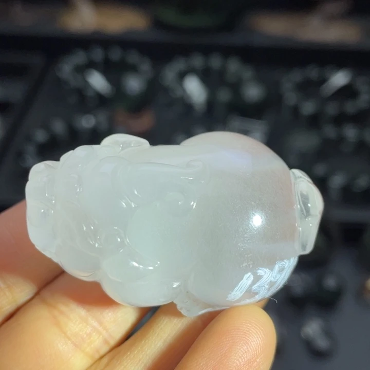 颈饰未镶嵌水晶白兔毛貔貅定制