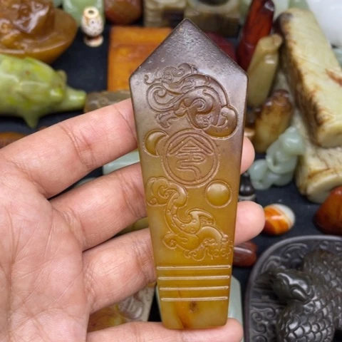蛇纹石玉未镶嵌颈饰24