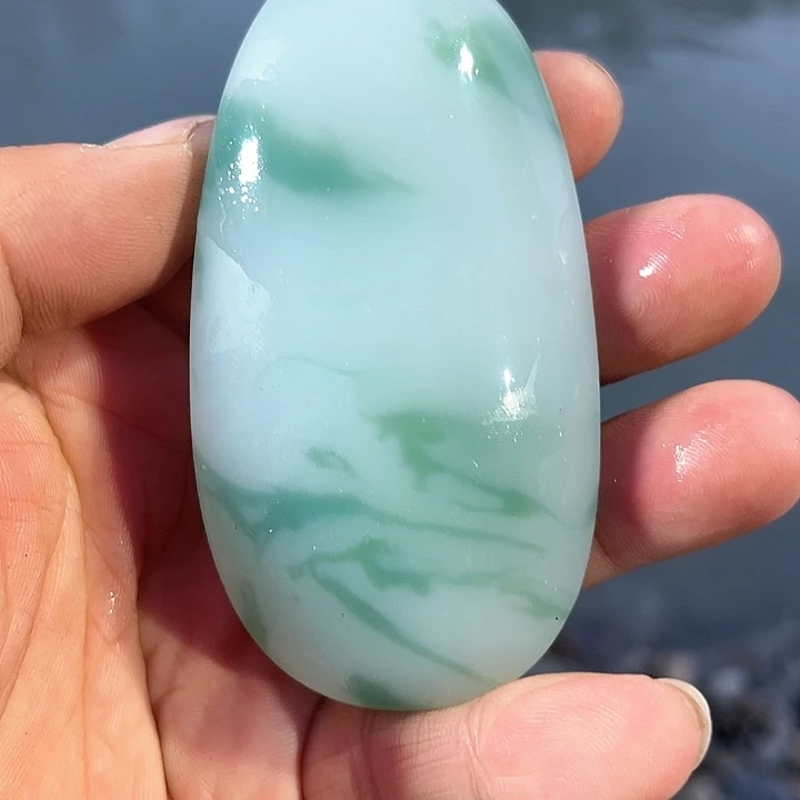 未镶嵌和田玉（糖玉）珠宝奇石