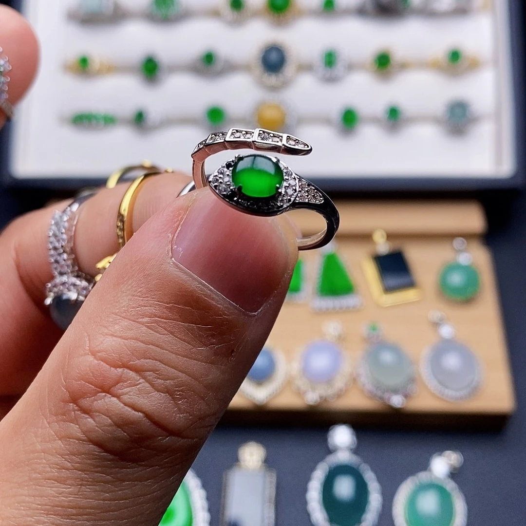 银S925镶嵌戒指翡翠戒指