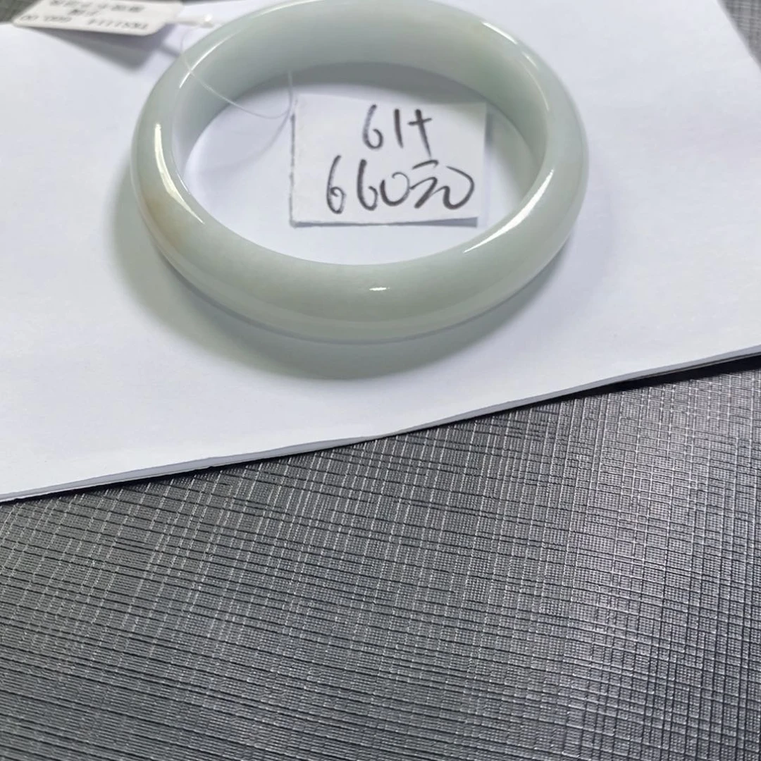 【闪购商品】未镶嵌手镯翡翠