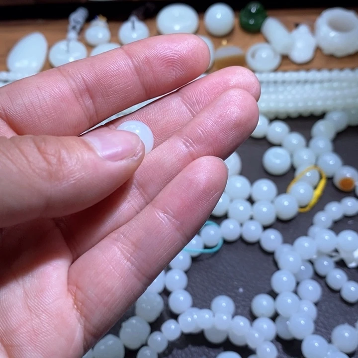 未镶嵌手链和田玉和***