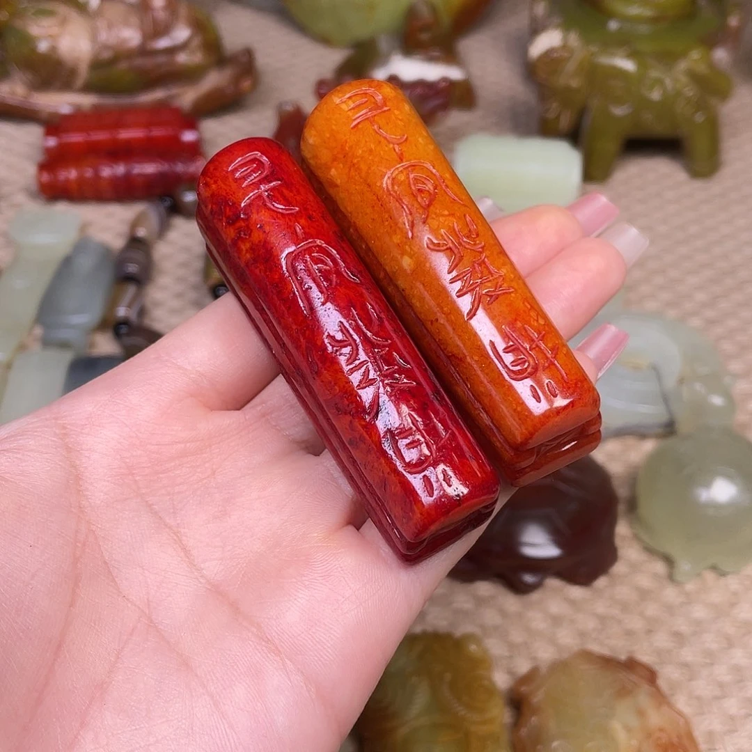 蛇纹石玉未镶嵌颈饰海****泪