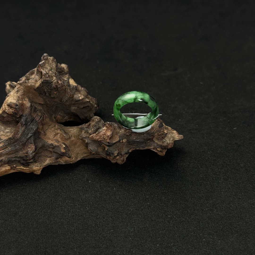 【诚翠拍品第一百一十六期午】翡翠61吊坠CJY5034